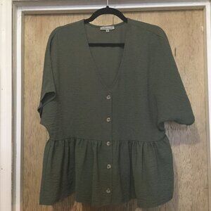 Wishlist Apparel green button front peplum style top army green one size L and M